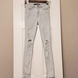 Hollister shape love jeans
